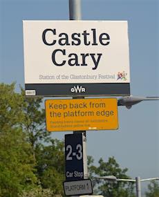 Castle Cary station sign