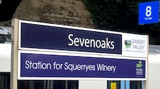 Sevenoaks station sign