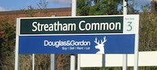 Streatham Common station sign